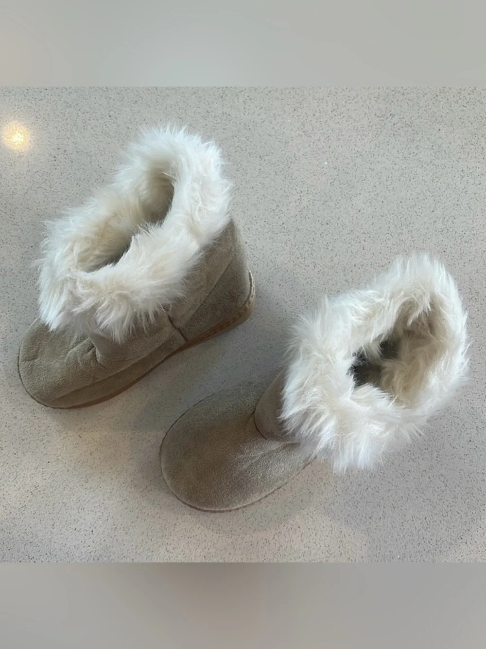 China Buttons City Toddler Girls Boots, Tan, Fleece Lined Size 26M